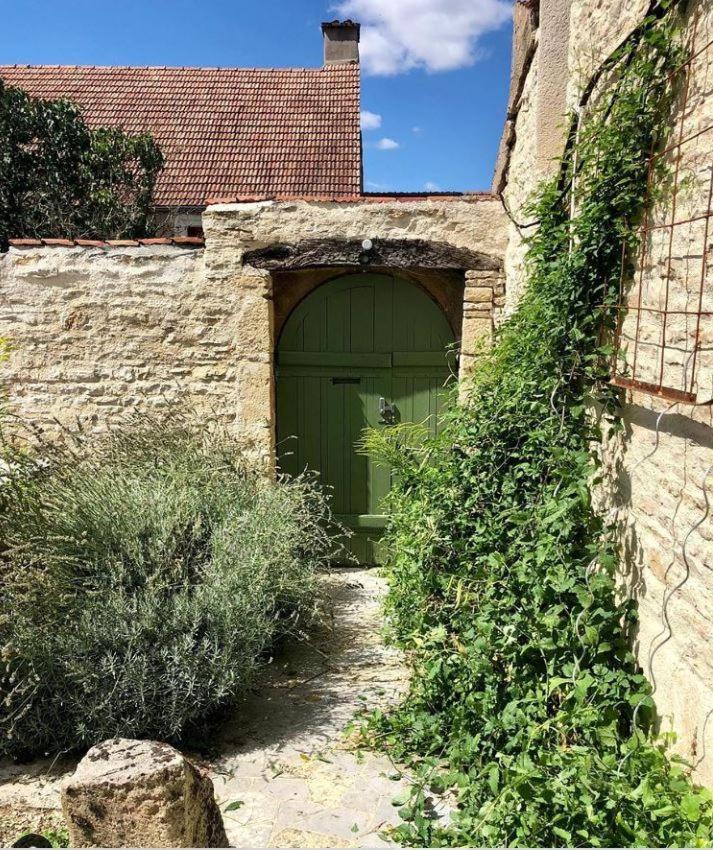 Coté-serein La Privilège De La Tour Madame * Noyers-sur-Serein